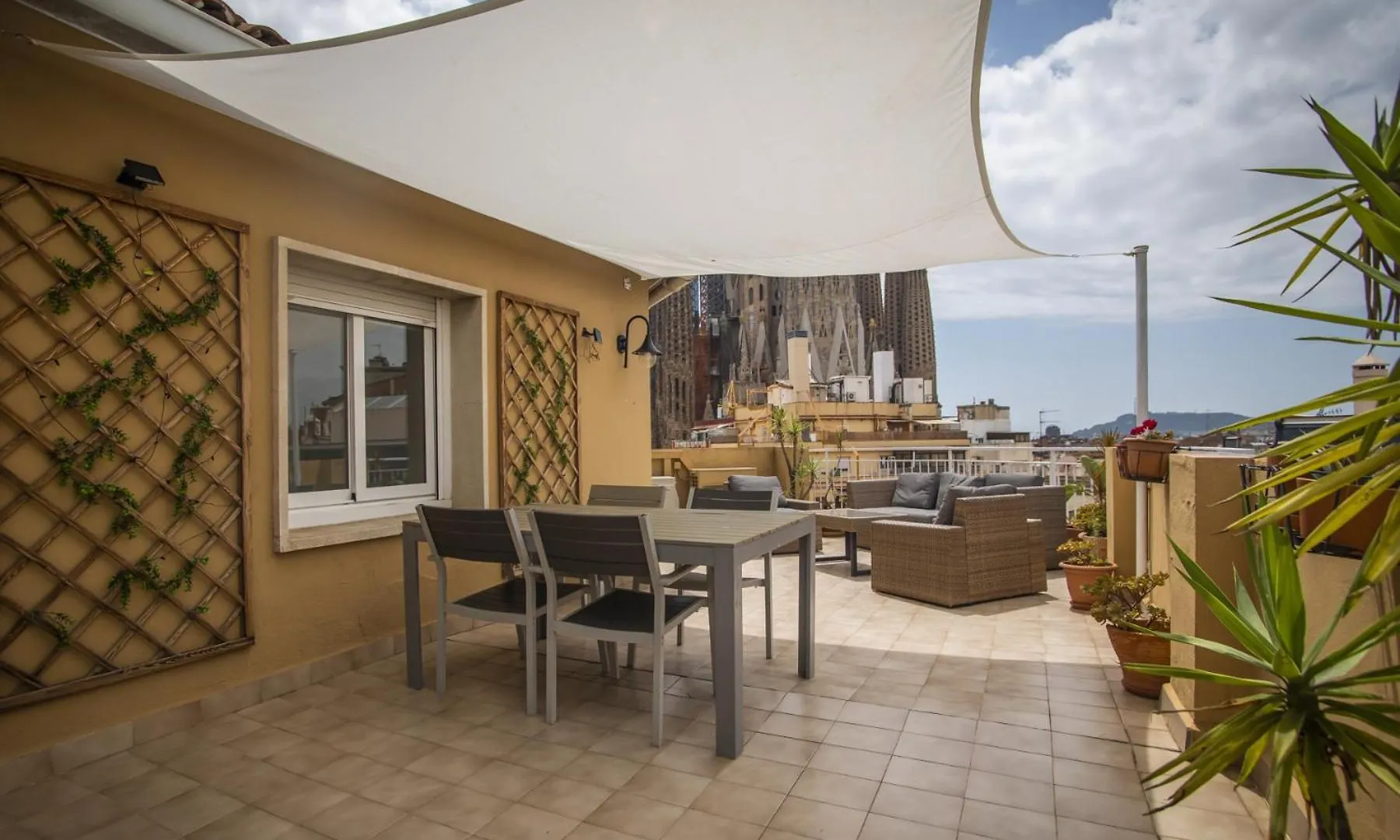 Apartment A1Mar1023 Breathtaking Rooftop In Sagrada Familia Barcelona